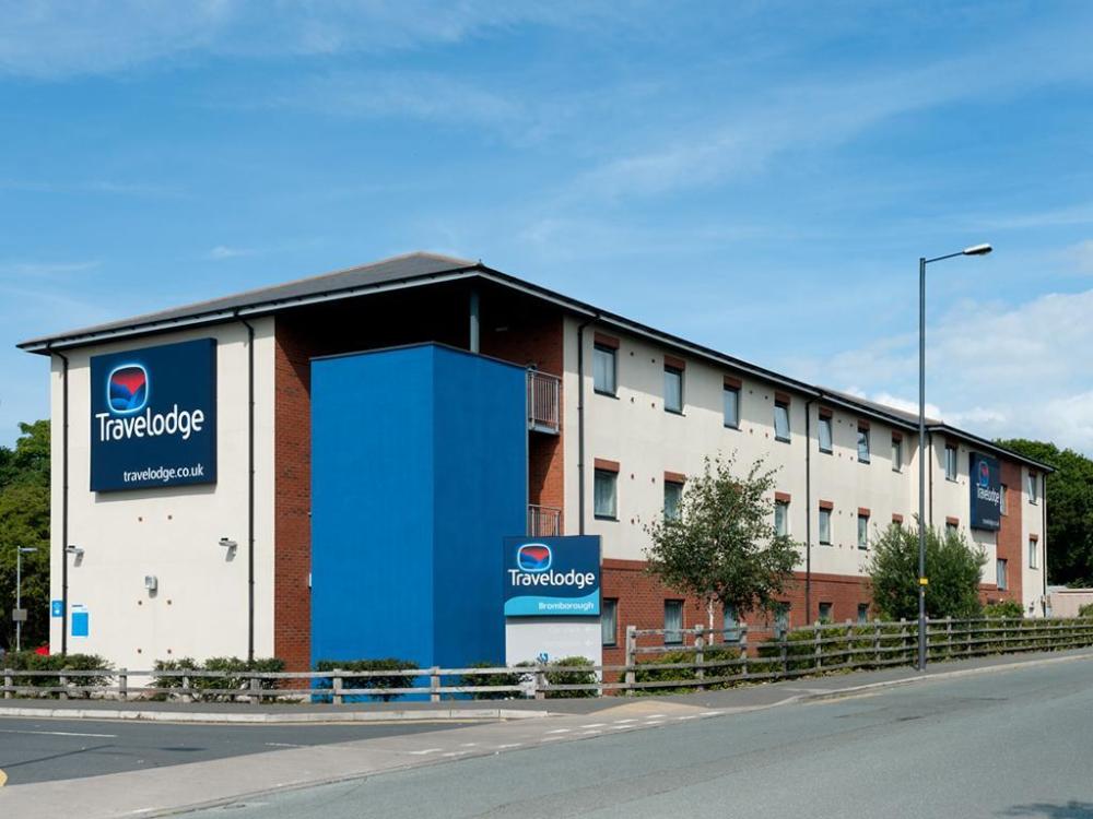 travelodge bromborough