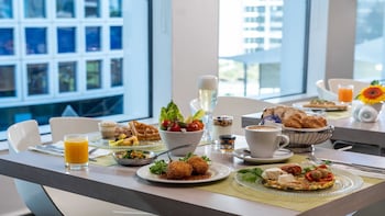 crowne plaza tel aviv city center by ihg