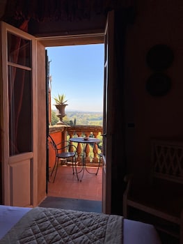 montopoli in val darno