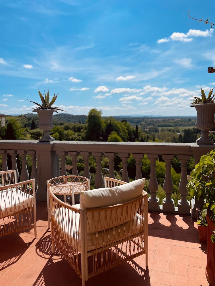 quattro gigli palace