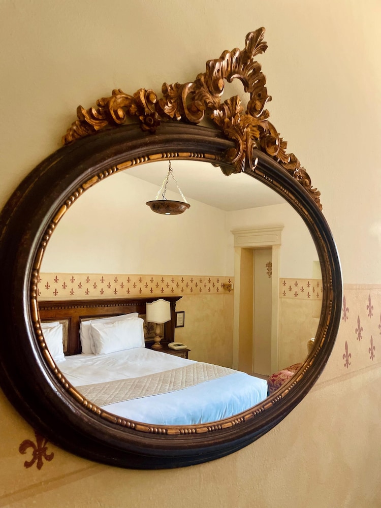 quattro gigli palace