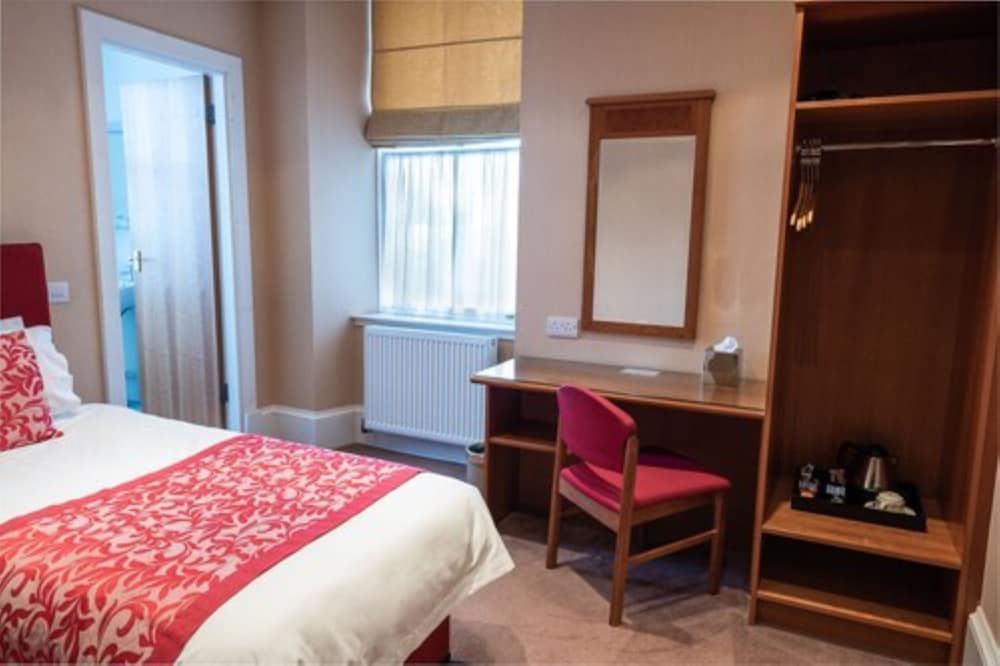 laichmoray hotel