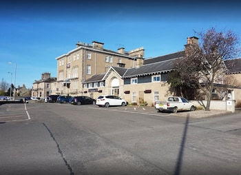 laichmoray hotel