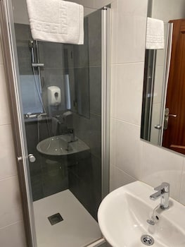 hostal uria