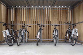 the corner london city