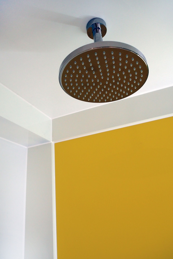 the corner london city