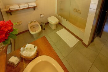 pailahue lodge and cabanas