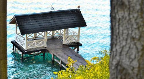 dos bahias lake resort