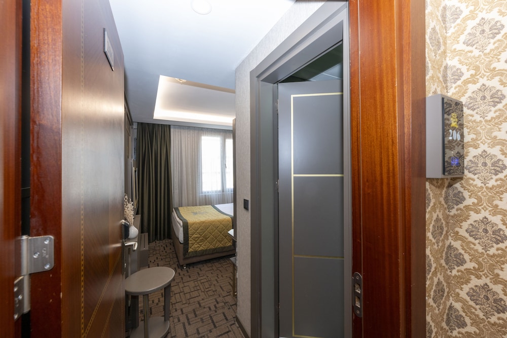 grand best nobel hotel 2 istanbul