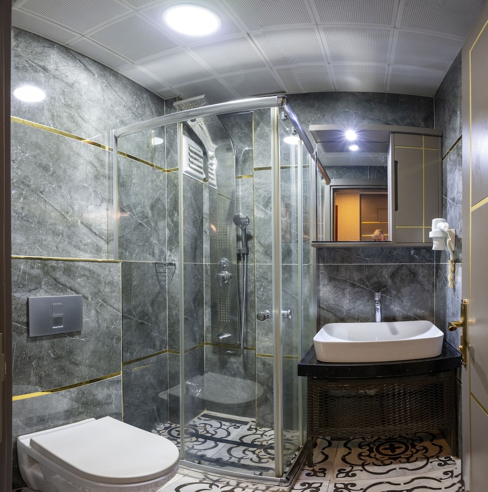 grand best nobel hotel 2 istanbul