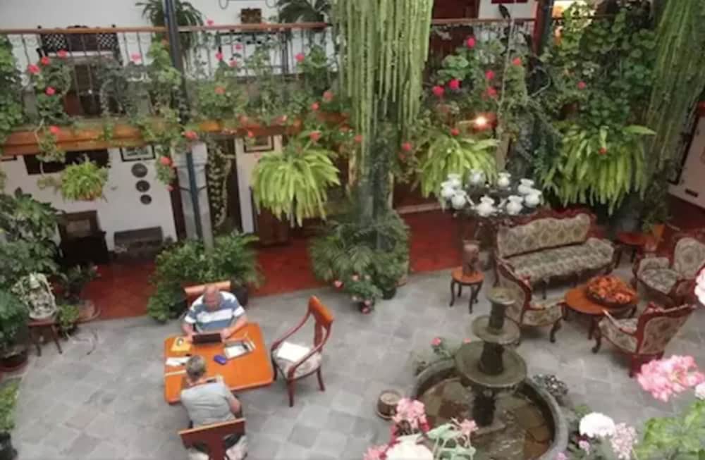 hotel san francisco de quito