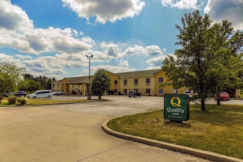 Quality Inn,Columbia>>Boone County,2.5 star