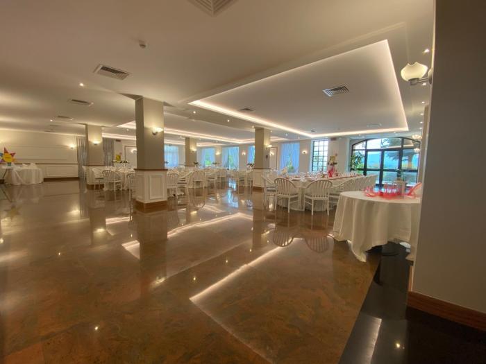 sunny palace hotel restaurant