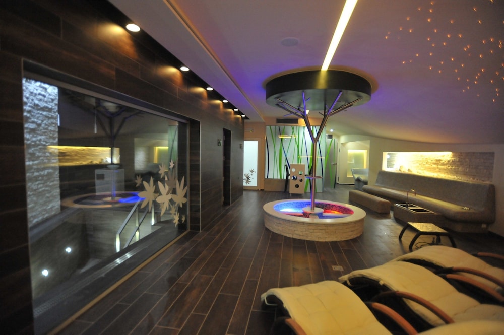 buly arena hotel