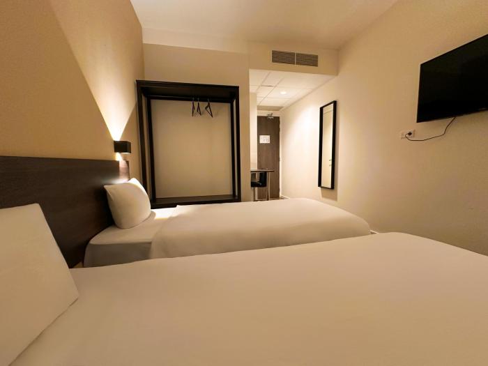 hotelux amsterdam airport hotel