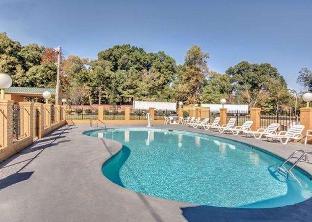 Quality Inn Kings Mountain,Cleveland>>Charlotte,3 star