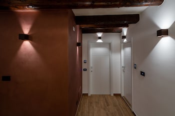 sofi center rooms