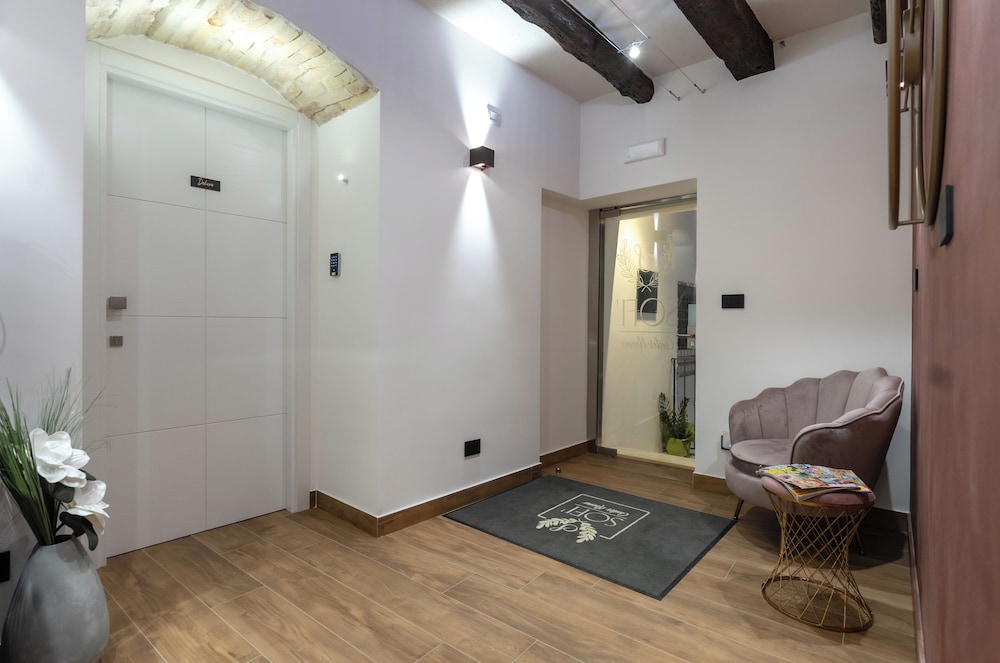 sofi center rooms