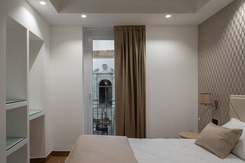 sofi center rooms