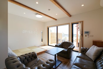 rush awaji seaside holiday home