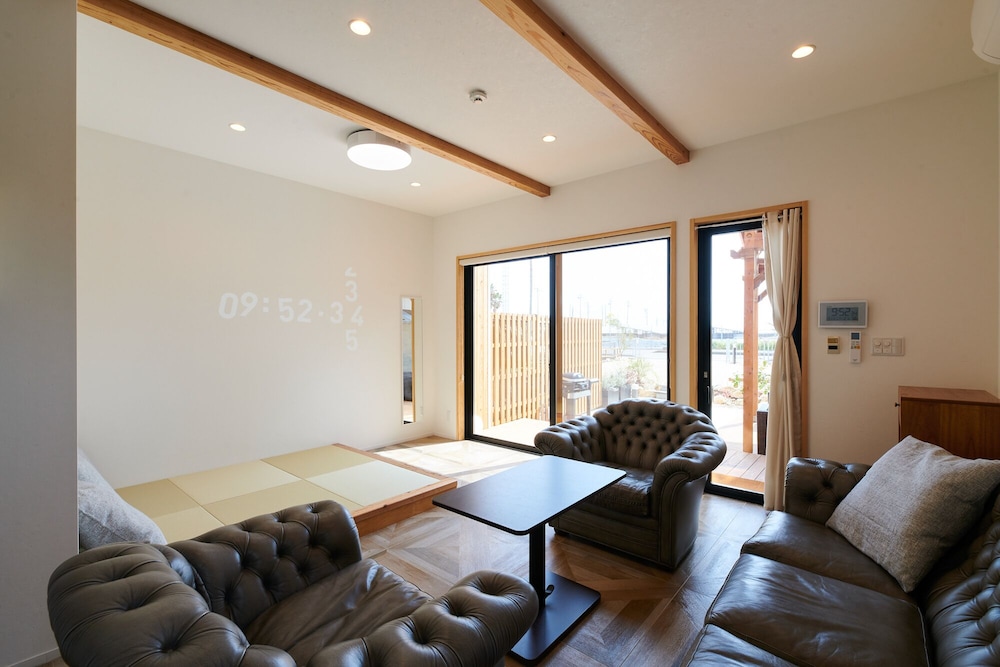 rush awaji seaside holiday home