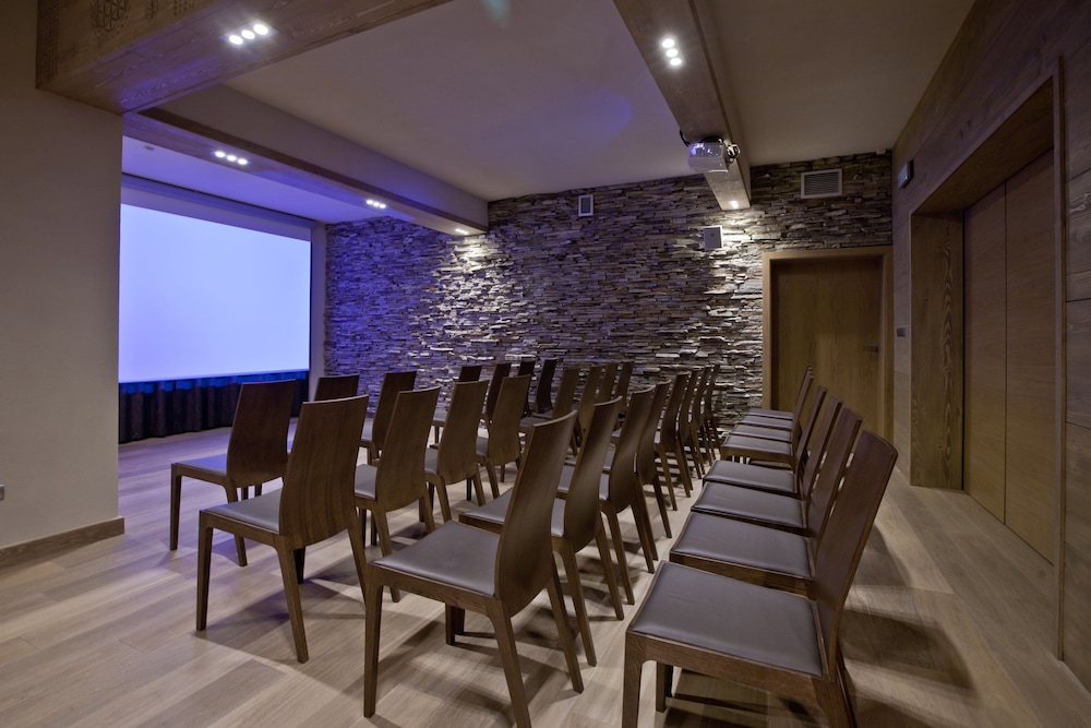hotel zawrat