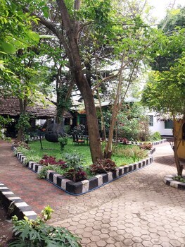 green garden guest house