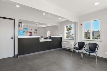 studio 6 suites escondido ca