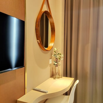 the mango suites by flat06