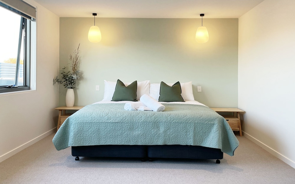 little island apartments