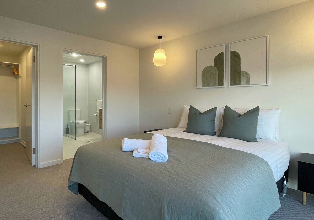 little island apartments