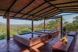 mangroove bay boutique hostel