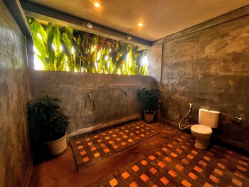 mangroove bay boutique hostel