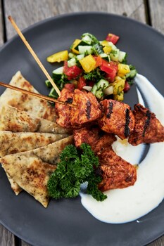 mangroove bay boutique hostel