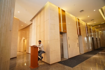 livbox hotel at supernova