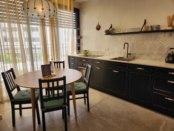 rosas place