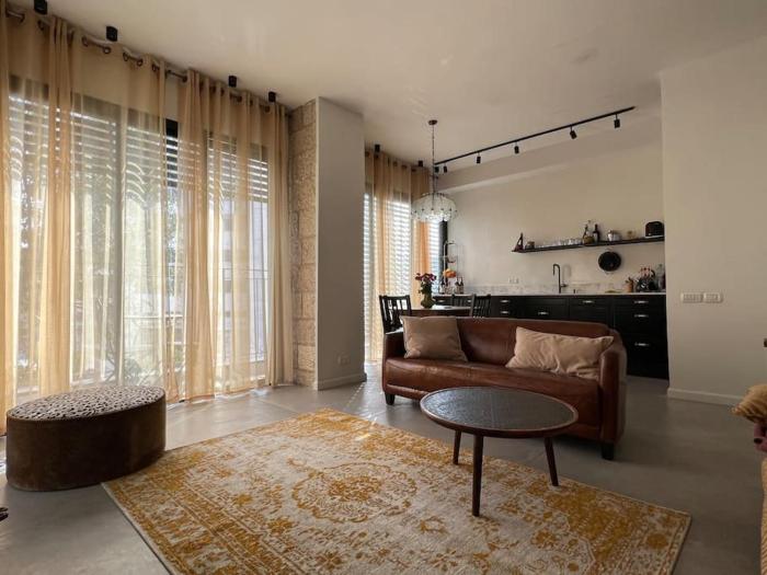 rosas place
