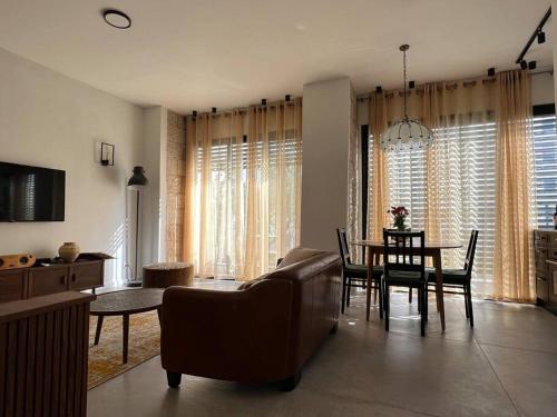 rosas place