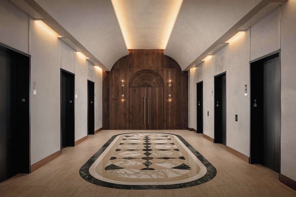 thompson houston part of hyatt