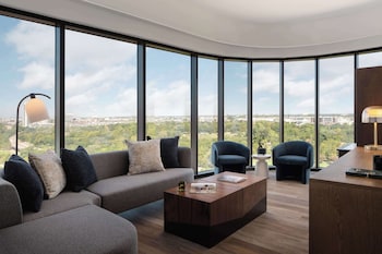 thompson houston part of hyatt