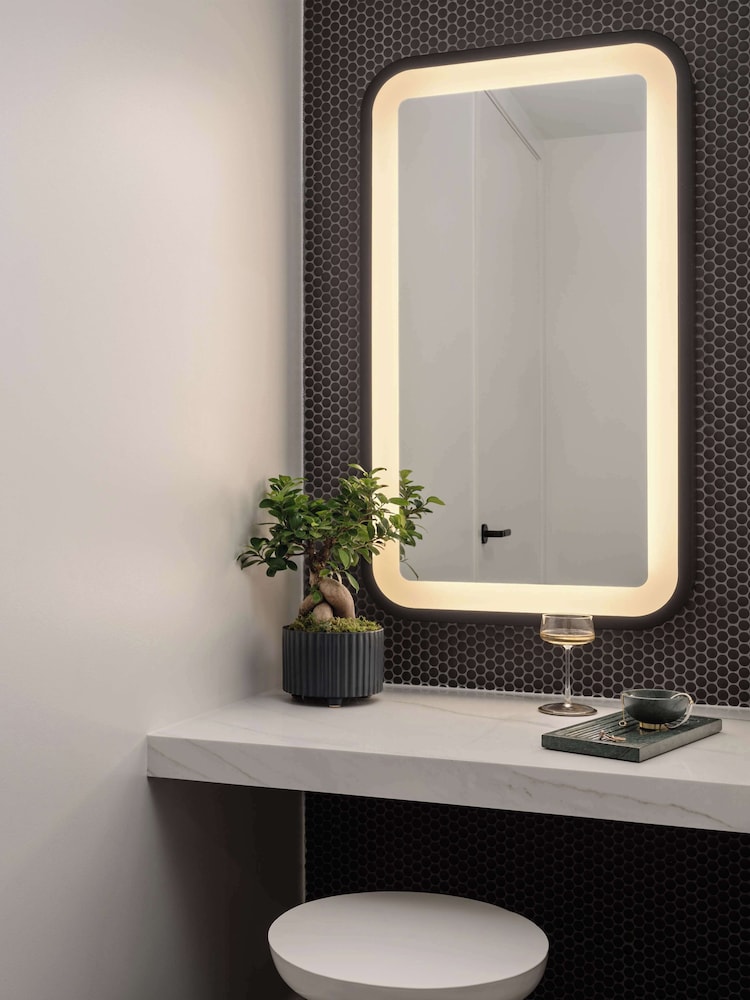 thompson houston part of hyatt