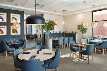 four points by sheraton penticton at the convention centre