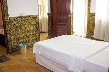 le hotel hotel