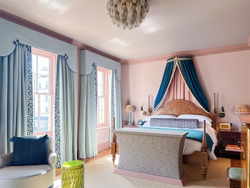 beaverbrook town house