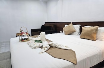 lanta nice beach resort
