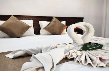 lanta nice beach resort