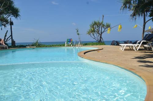 lanta nice beach resort