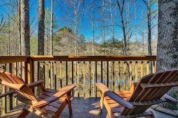 Rivers Edge Treehouses,195 Old U.S. 129,2 star