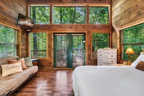 rivers edge treehouses