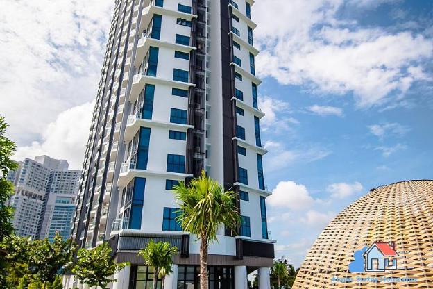 almas suites puteri harbour